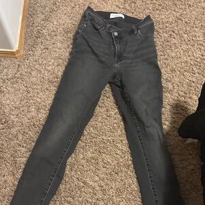 Abercrombie & Fitch Women’s Skinny Jeans in Charcoal Gray